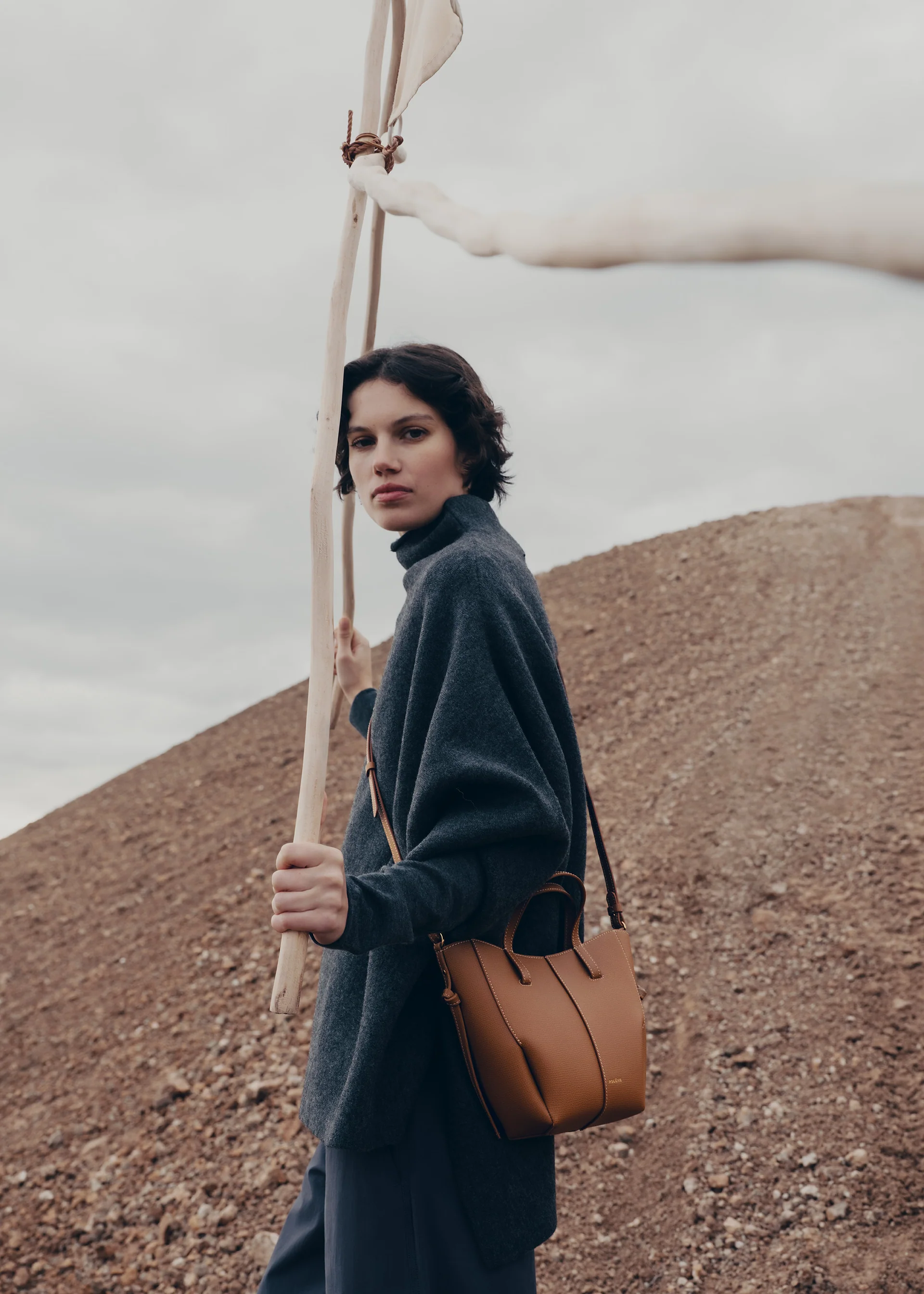 CYME MINI Camel Grainé